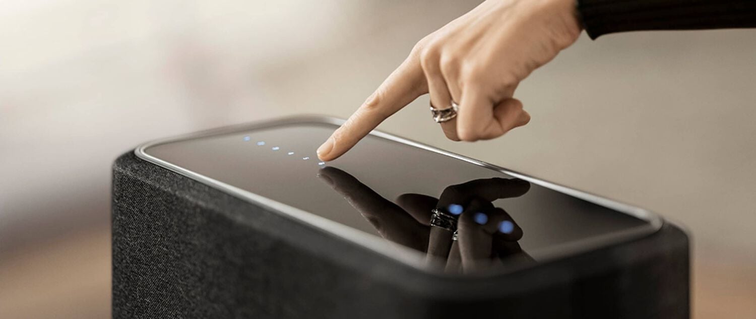 Clicking speaker controls